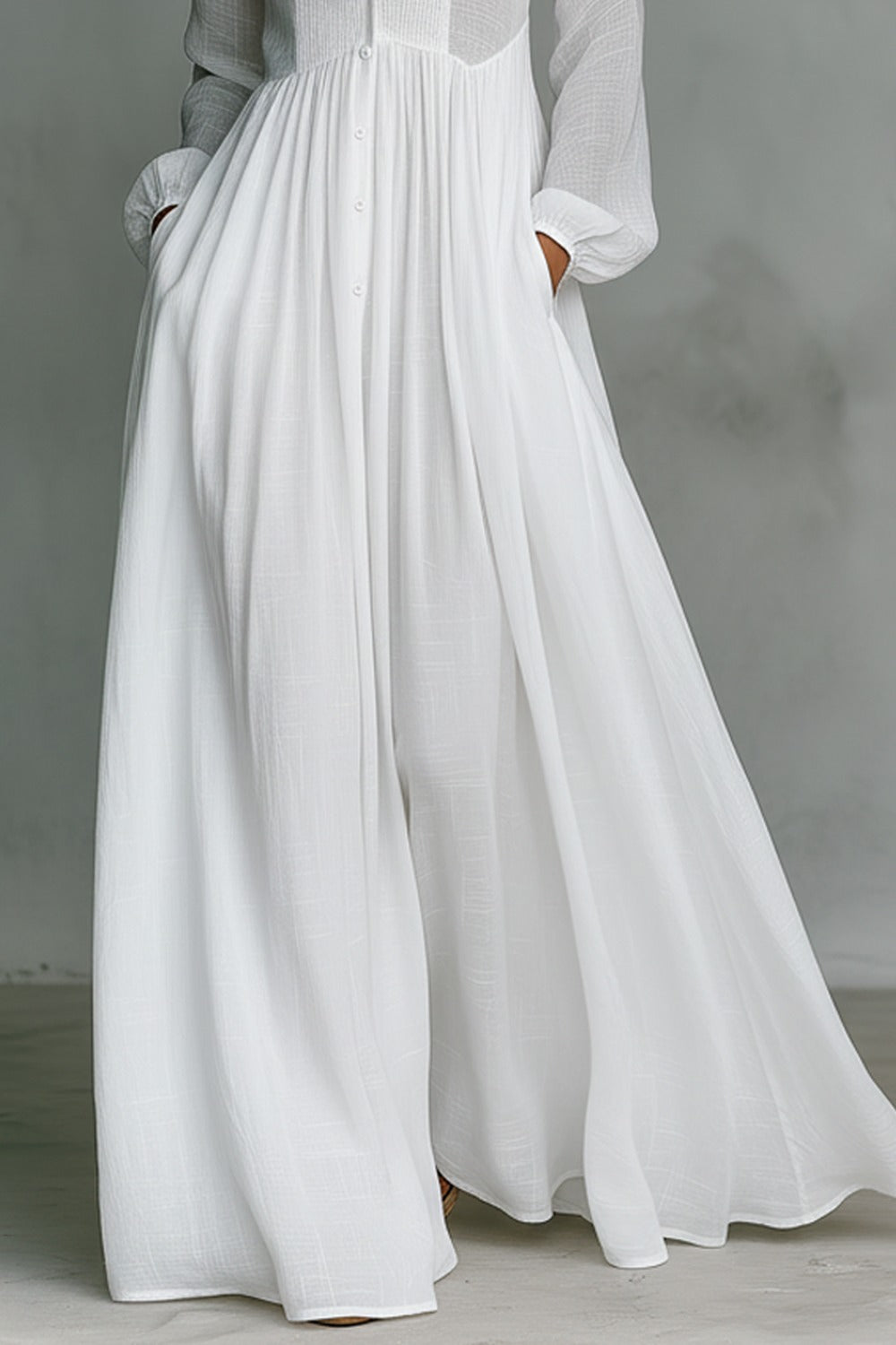 ROBE MAXI MINIMALISTE EN COTON ET LIN AVEC PATCHWORK, COL MONTANT ET MANCHES LONGUES