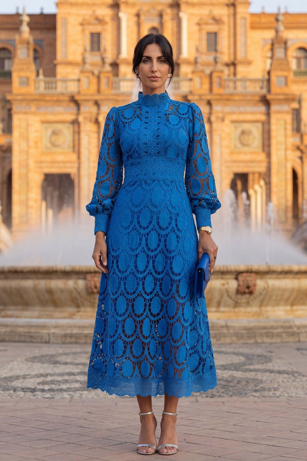 CAPRICORNO - ROBE EN DENTELLE