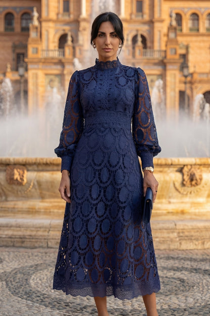 CAPRICORNO - ROBE EN DENTELLE