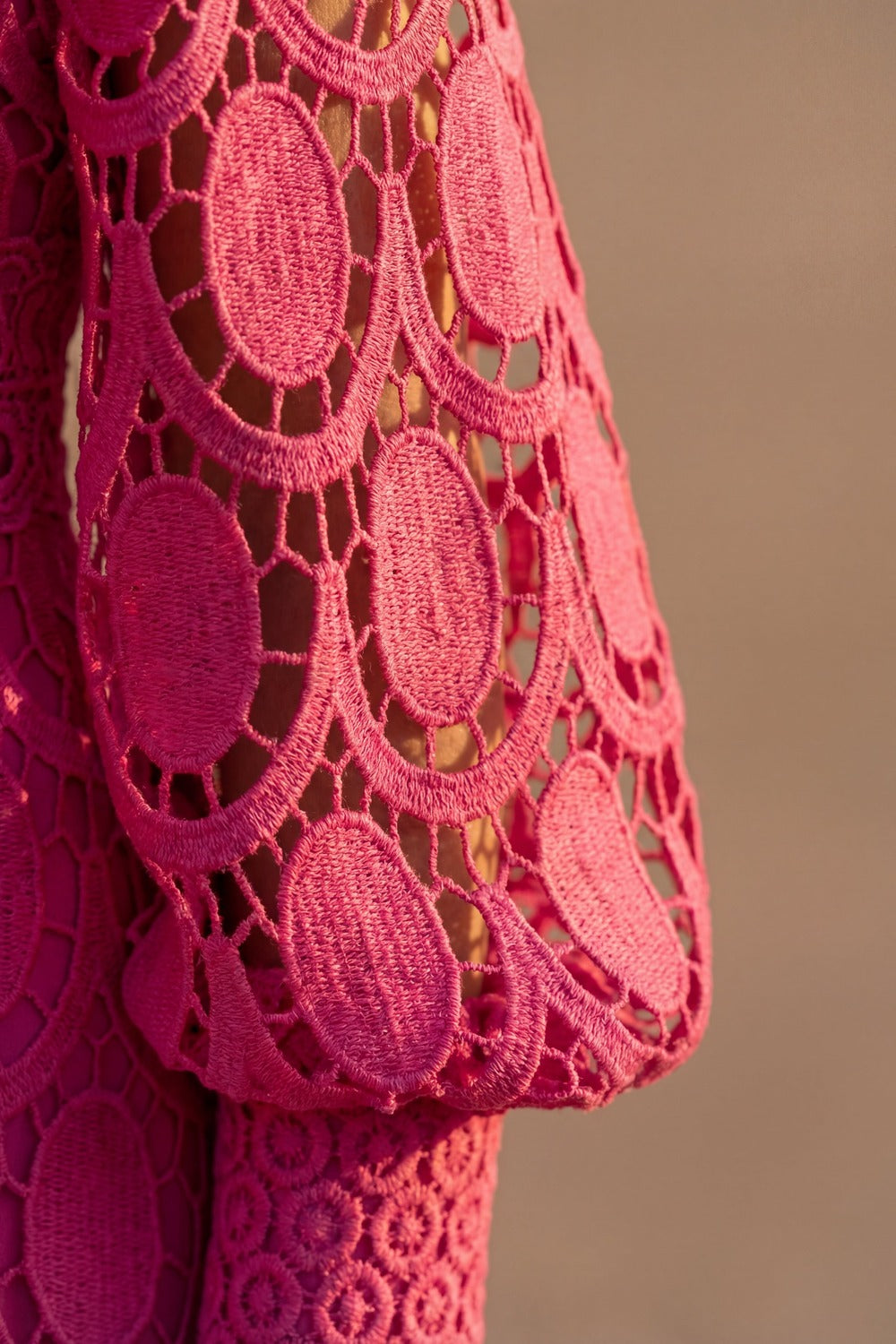 CAPRICORNO - ROBE EN DENTELLE