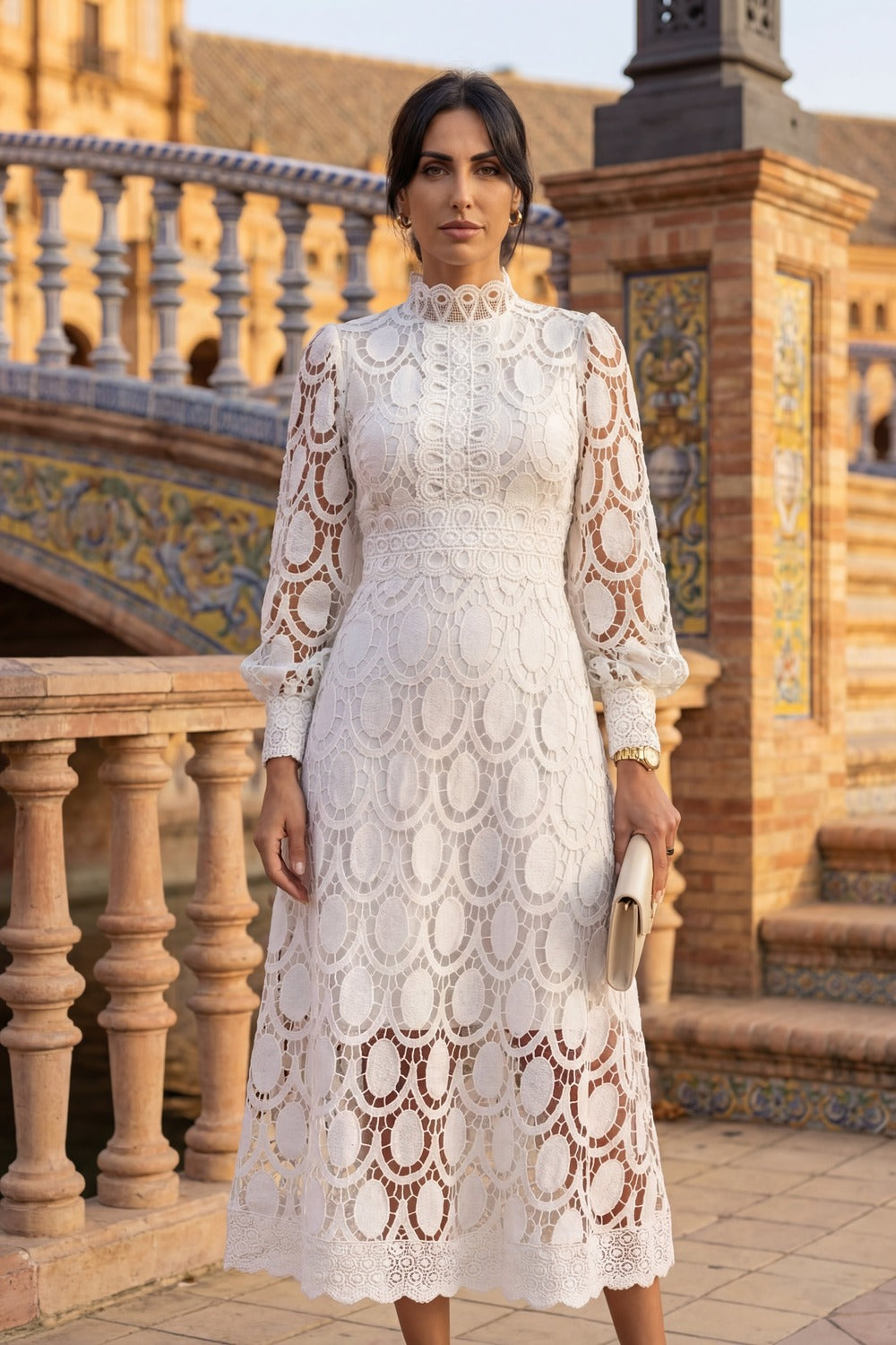 CAPRICORNO - ROBE EN DENTELLE